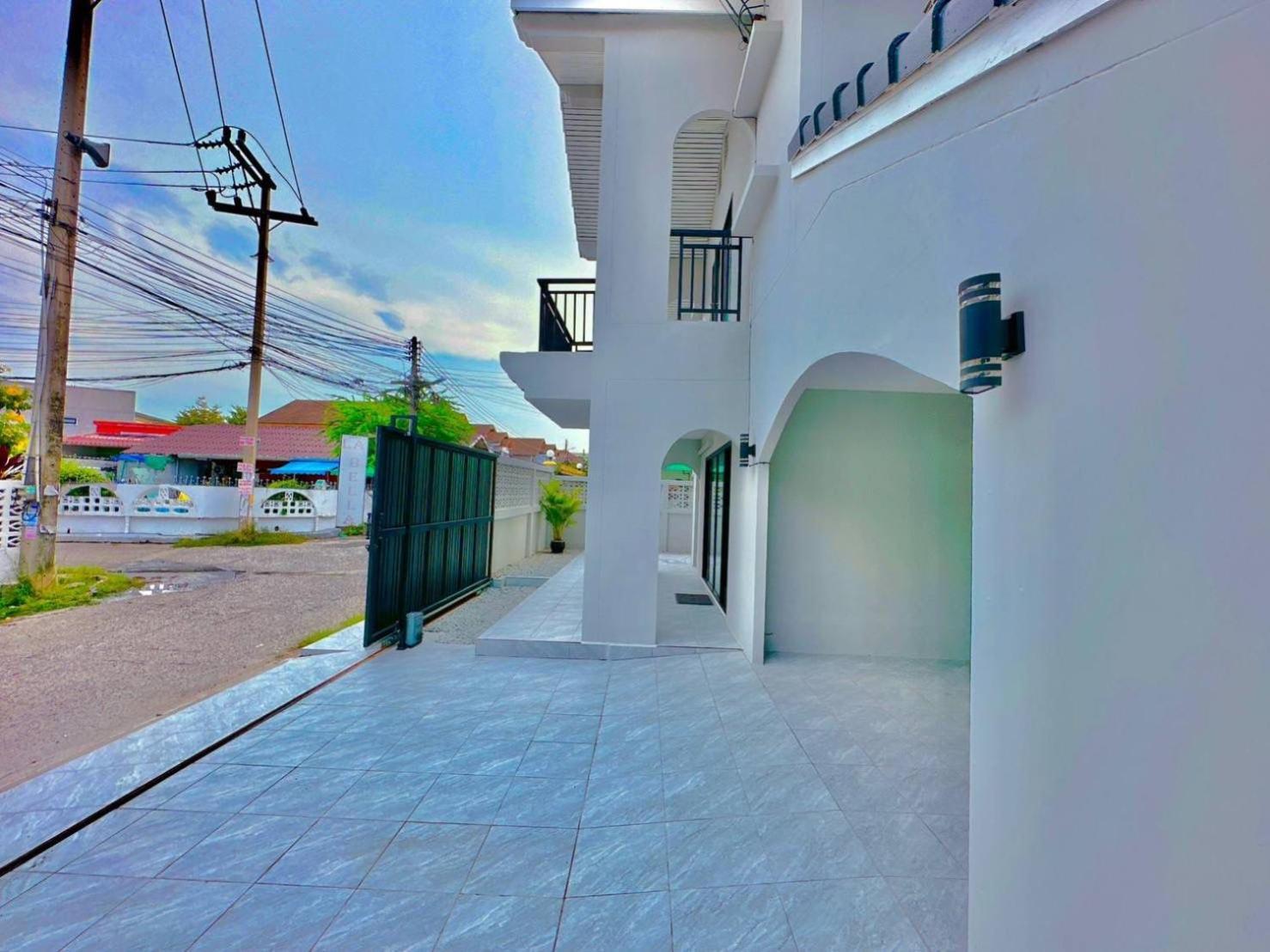 4Bedroom Pool Villa Near Walking St Bonk Pattaya Ngoại thất bức ảnh