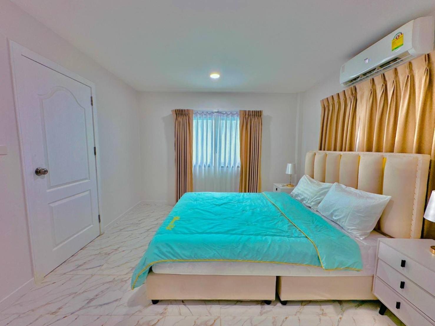 4Bedroom Pool Villa Near Walking St Bonk Pattaya Ngoại thất bức ảnh